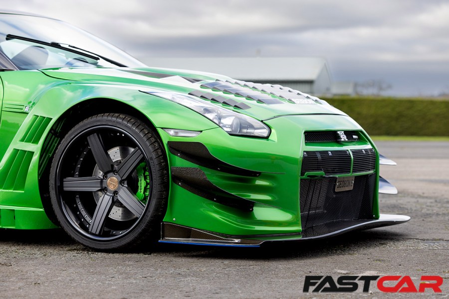 front bumper and canards on gt-r 