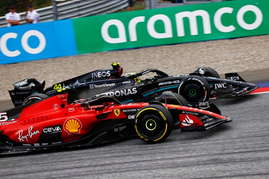 Hamilton vs Sainz F1 2023