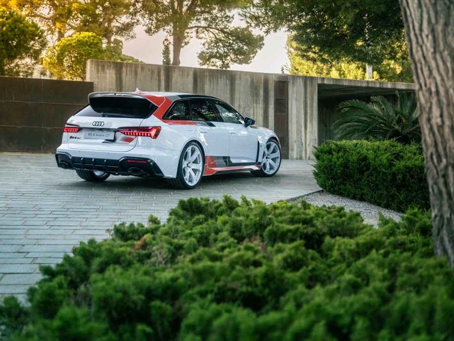 rear of Audi RS 6 Avant GT