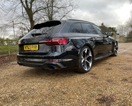 Audi RS4 Competition rear 3/4