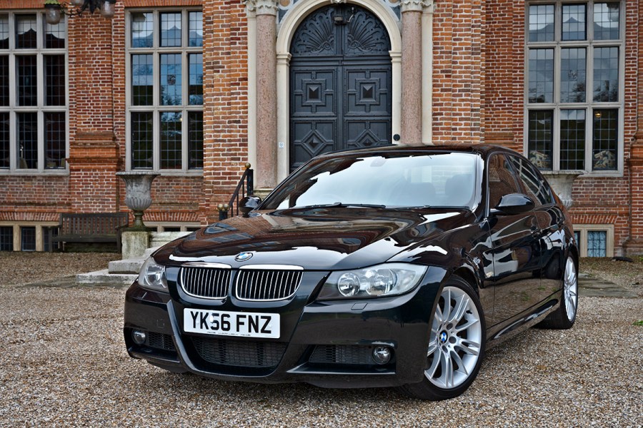 front 3/4 shot of bmw 3 series e90