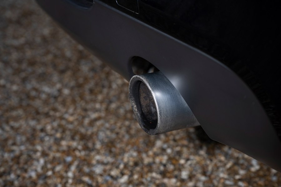 exhaust pipe tip