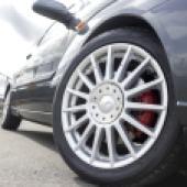 Clos up of Ford Focus ST170 wheels