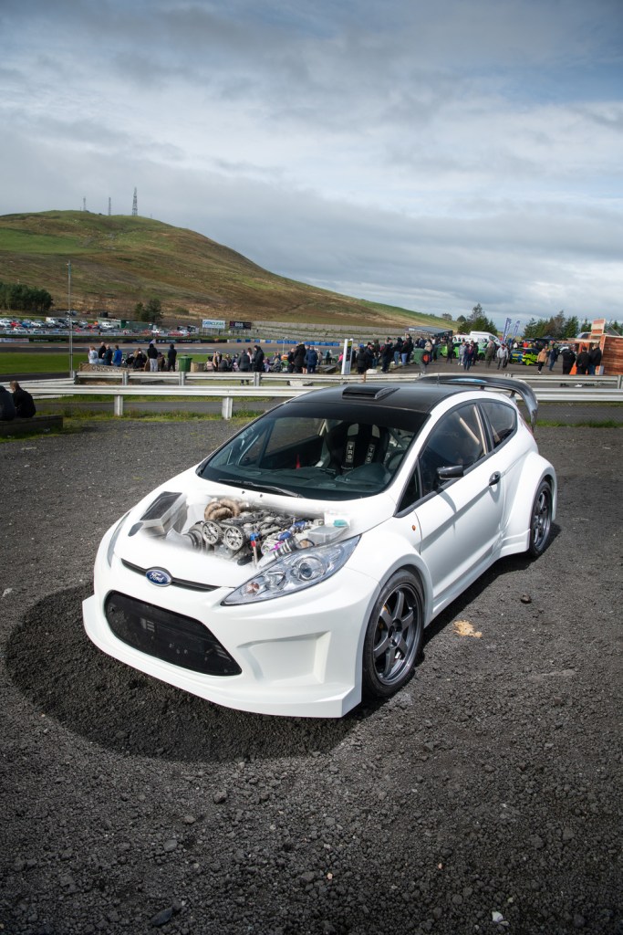 Tuned Mk7 Ford Fiesta showing tuned engine through the bonnet