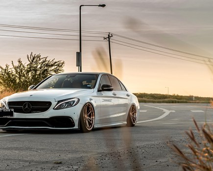 AIR LIFT PERFORMANCE MERCEDES-BENZ W205 FRONT KIT