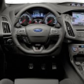 A view of the steering wheel in a Ford Focus ST Mk3 Diesel