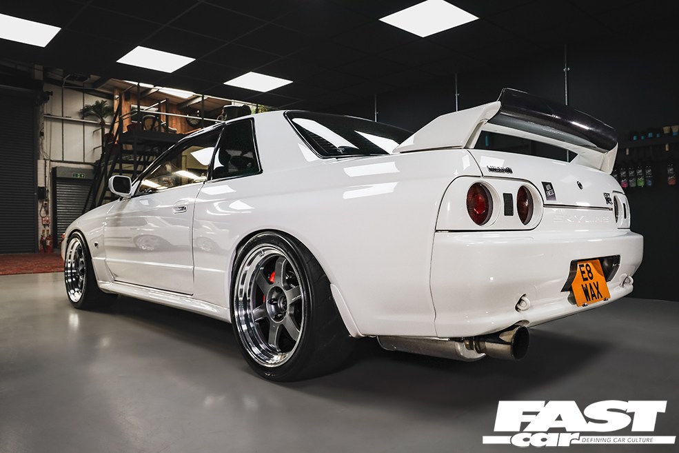 Nissan Skyline GT-R R32 Buyer's Guide | Fast Car