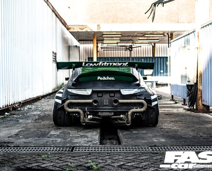 Wide-body Nissan 350Z